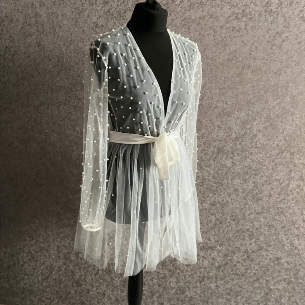 Pearl bridal getting ready robe